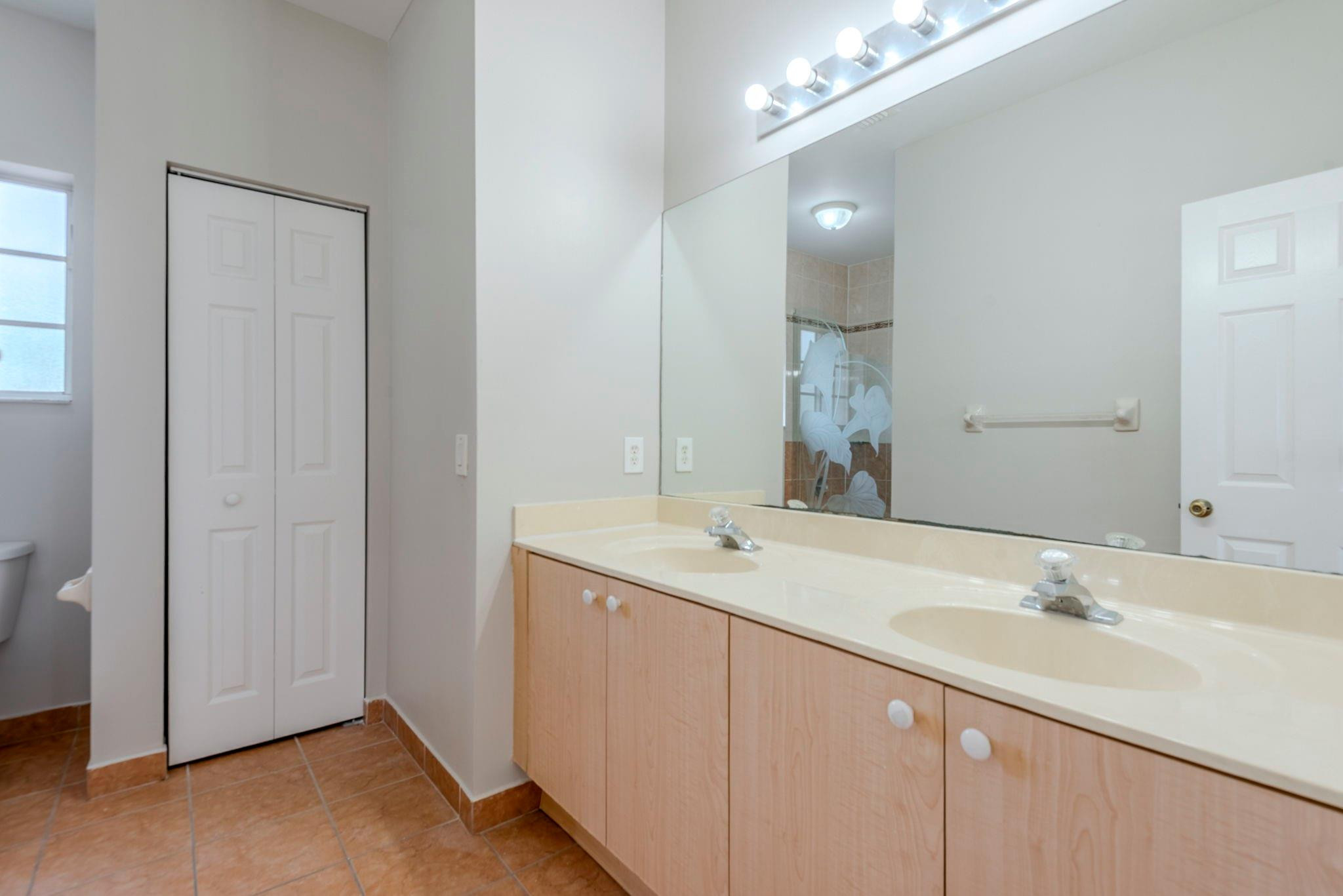 14772 Southwest 161st Place Miami, FL 33196 - Photo 32 of 50 Photo 32