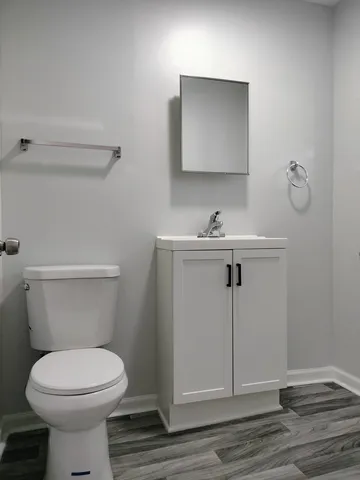 $1,490 | 7910 South Muskegon Avenue, Unit 3, Chicago, IL 60617