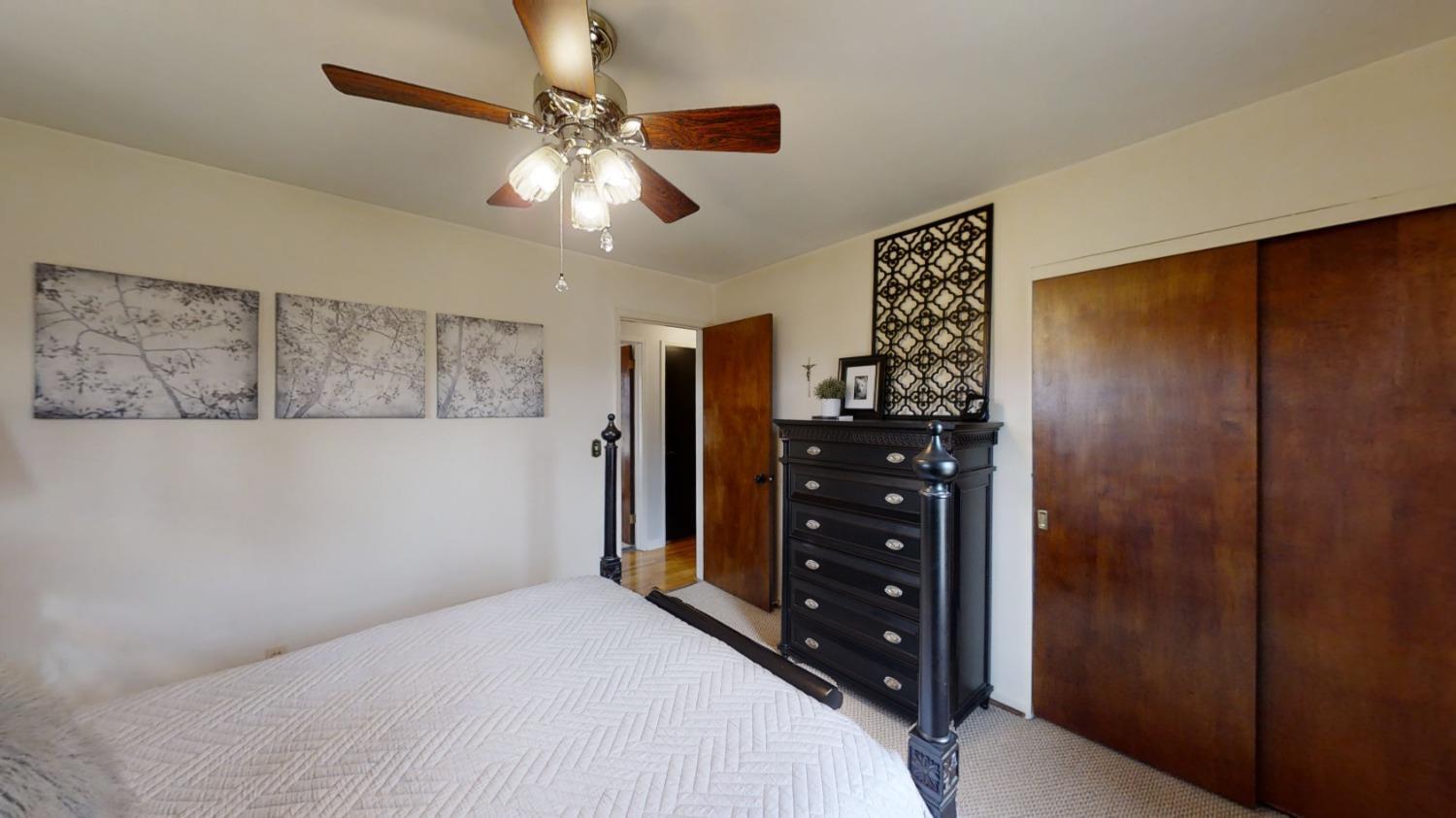 9807 Daly Road Cincinnati, OH 45231 - Photo 19 of 39 Gallery Image 19