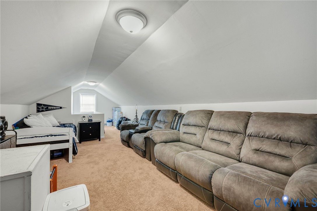 2909 Springview Drive Richmond, VA 23234 - Photo 19 of 19 a living room with furniture