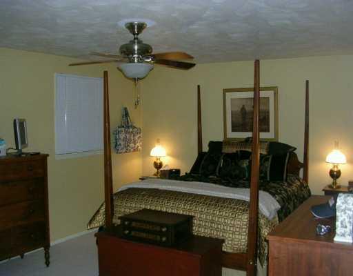 161 Charles Drive North Huntingdon, PA 15642 - Photo 7 of 8 Master Bedroom.