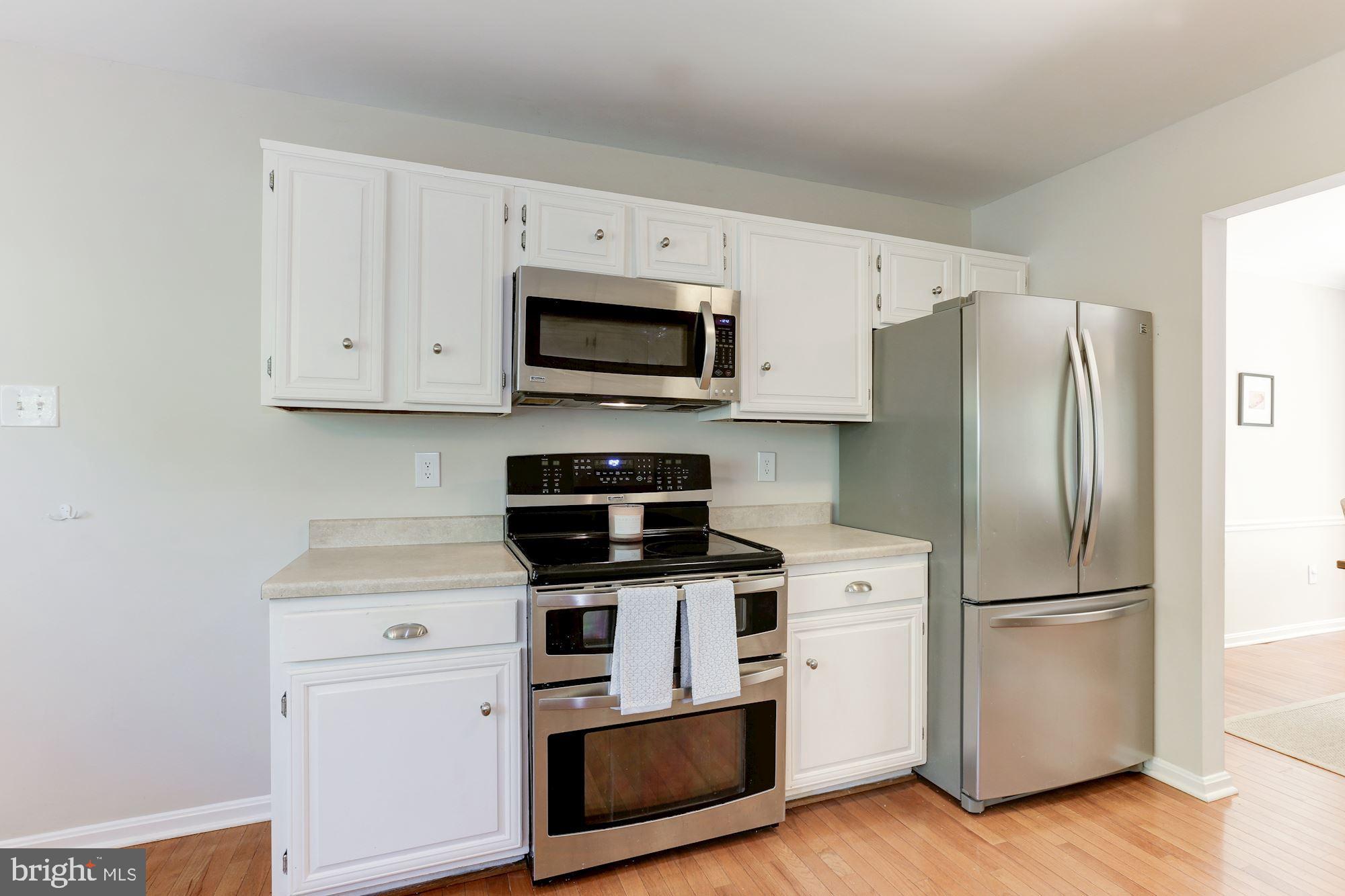 12335 Coleraine Court Reston, VA 20191 - Photo 23 of 84 Kitchen