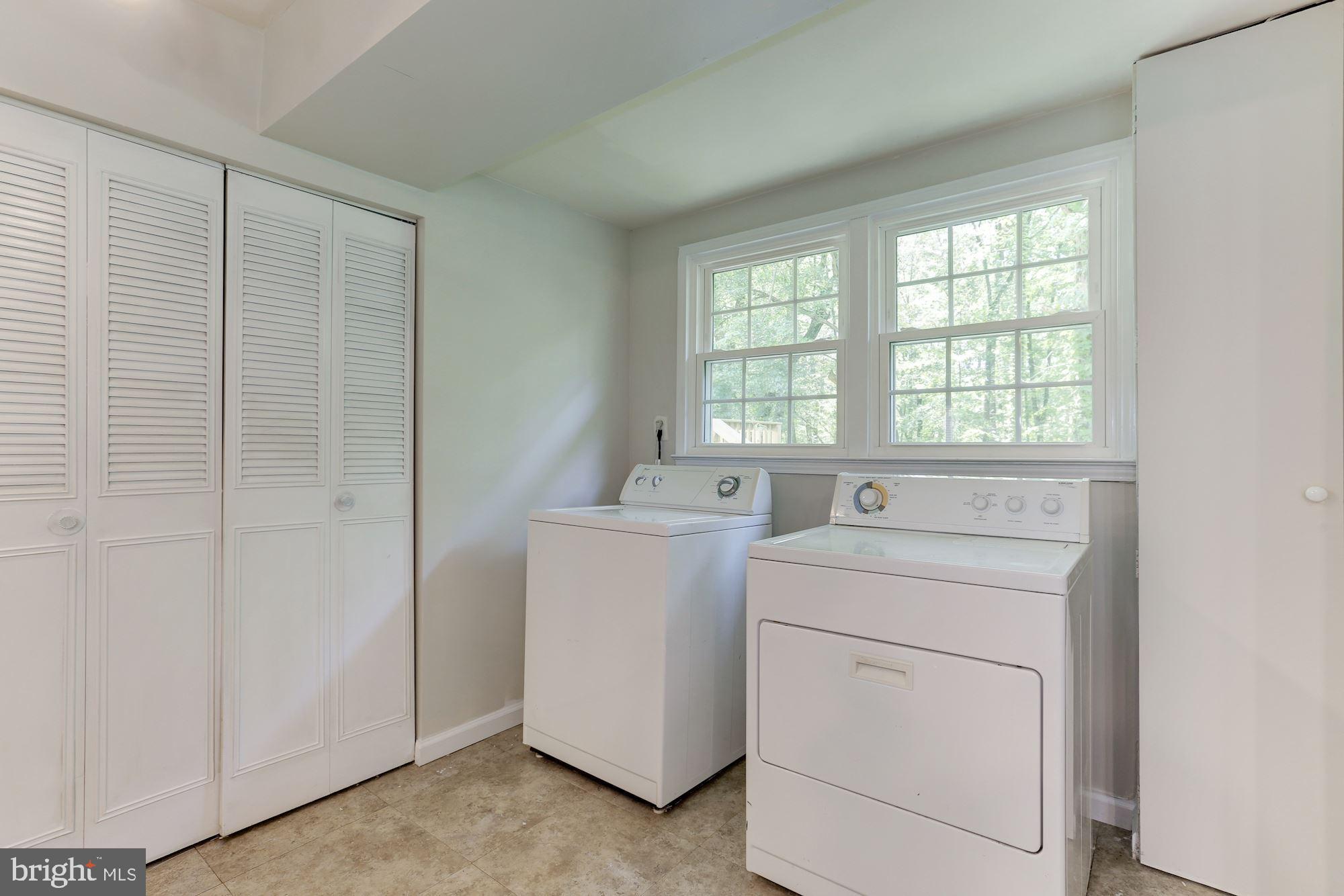 12335 Coleraine Court Reston, VA 20191 - Photo 52 of 84 Laundry Room