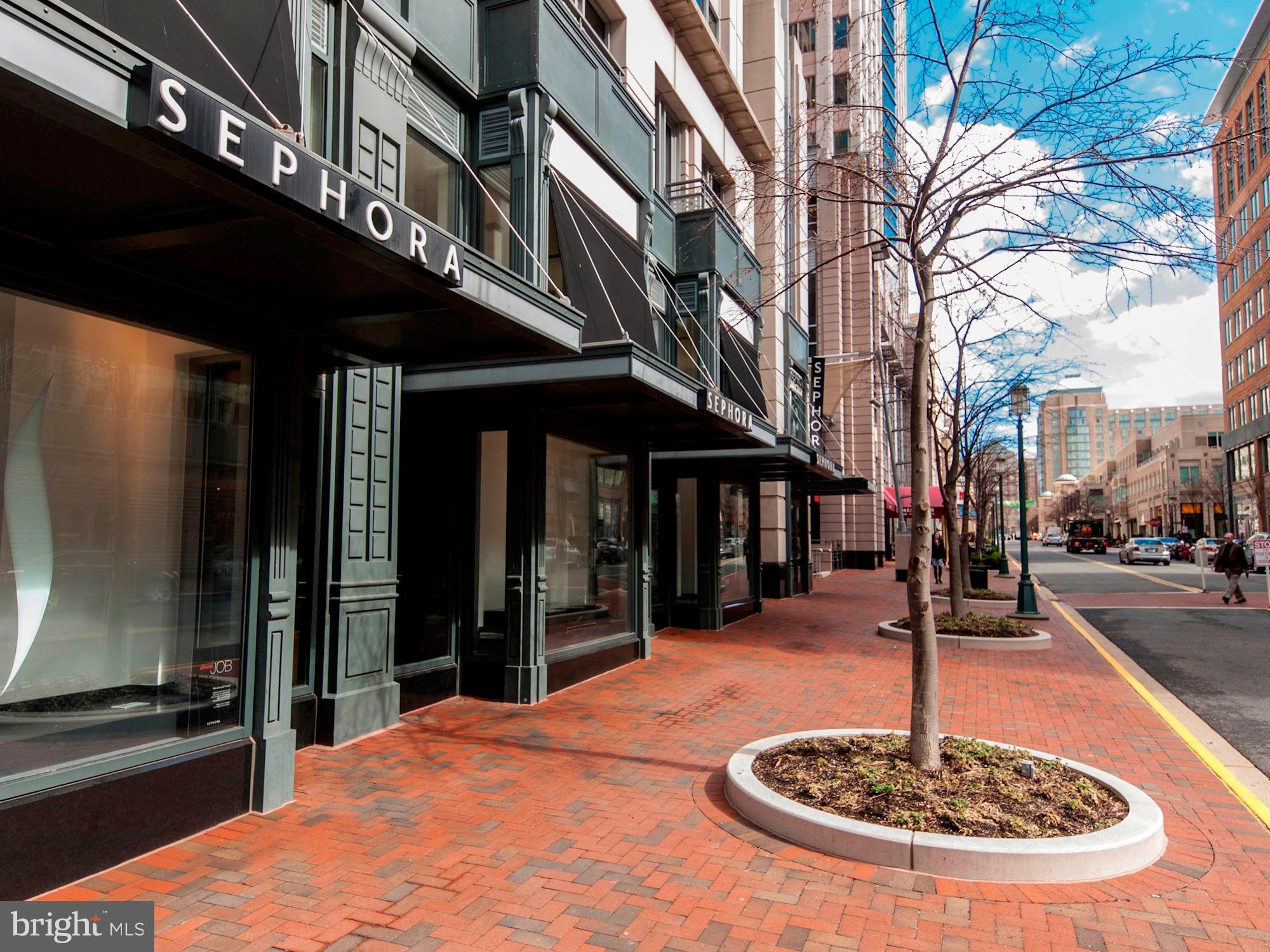 12335 Coleraine Court Reston, VA 20191 - Photo 80 of 84 Reston Town Center Shopping