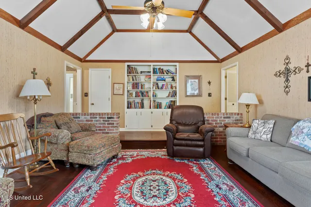 $255,000 | 66 Terrapin Drive, Brandon, MS 39042