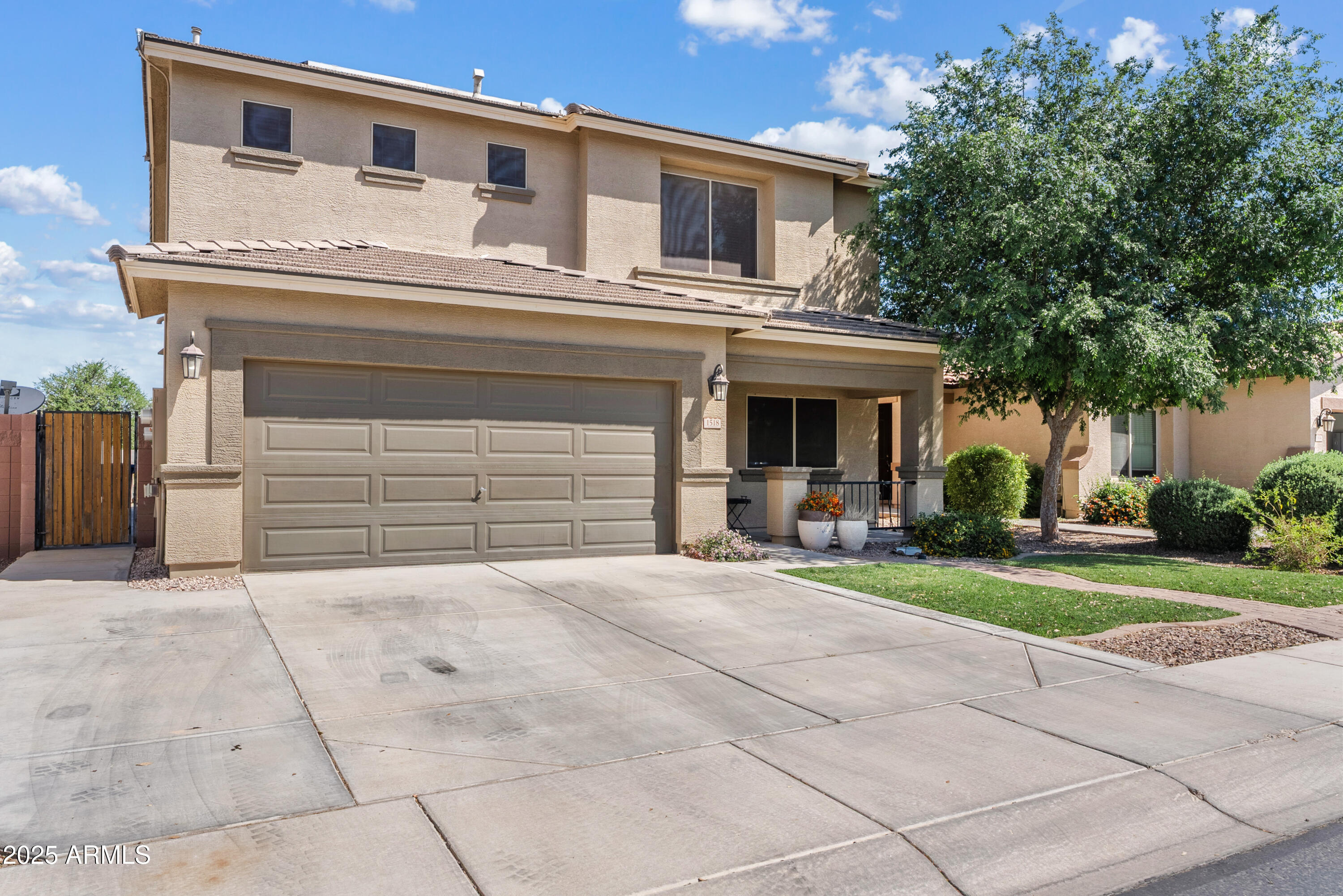 1518 West Crape Road San Tan Valley, AZ 85140 - Photo 2 of 32 Extended Concrete Driveway!