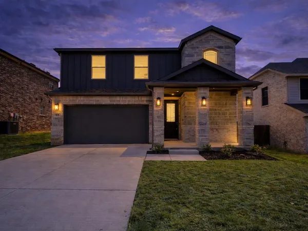 $300,000 | 103 Brooks Drive, Terrell, TX 75160