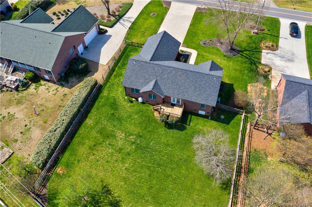 8267 Graham Road Denver, NC 28037 - Photo 4 of 27 Gallery Image 4