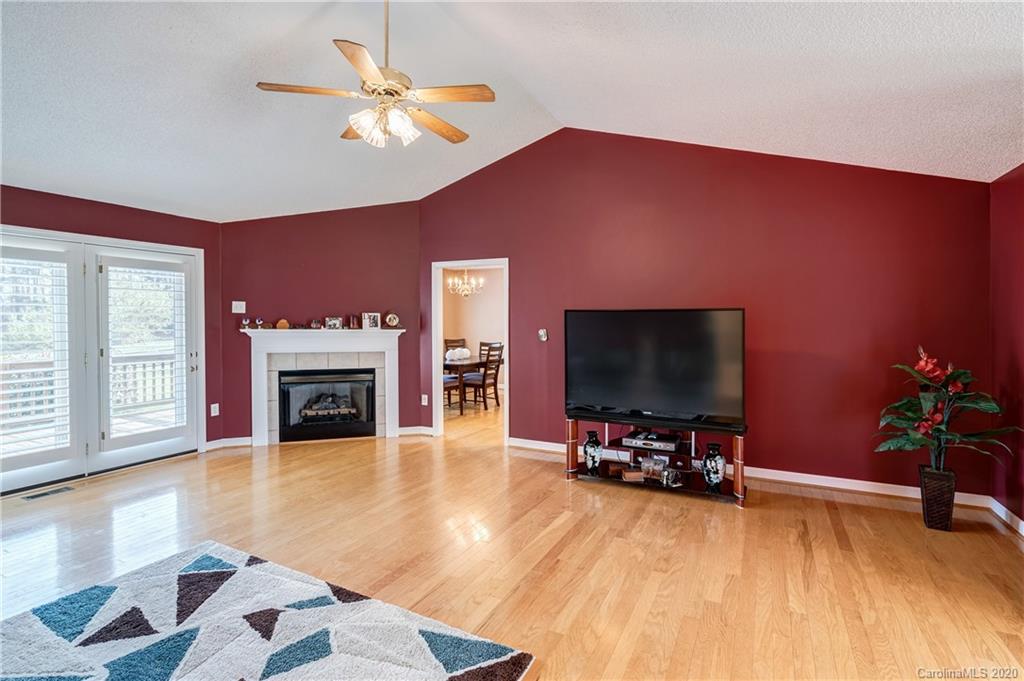 8267 Graham Road Denver, NC 28037 - Photo 8 of 27 Gallery Image 8