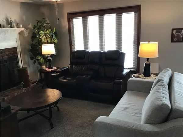 $225,000 | 8395 Northwest Waukomis Drive, Kansas City, MO 64151