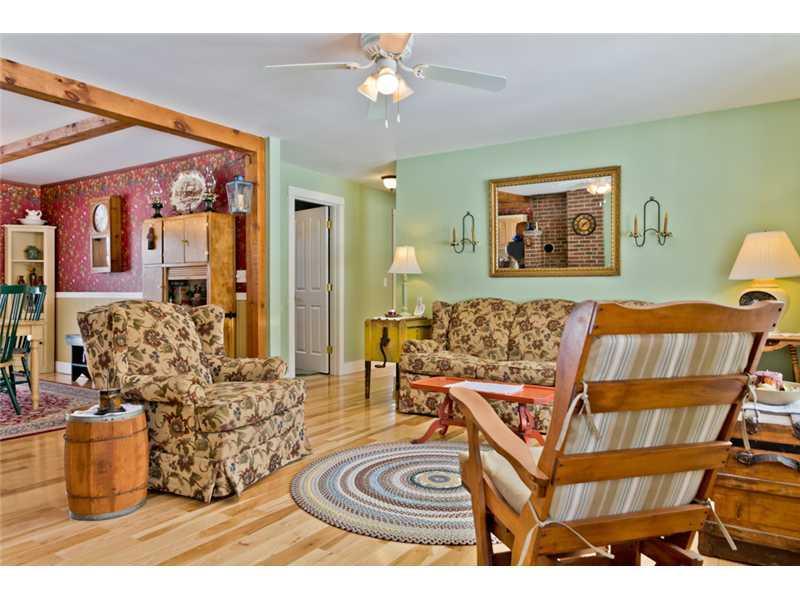 186 Hallowell Road Pownal, ME 04069 - Photo 12 of 25 Living Room.