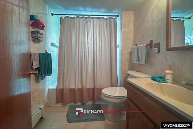 $250,000 | 1125 Amoretti Street, Thermopolis, WY 82443