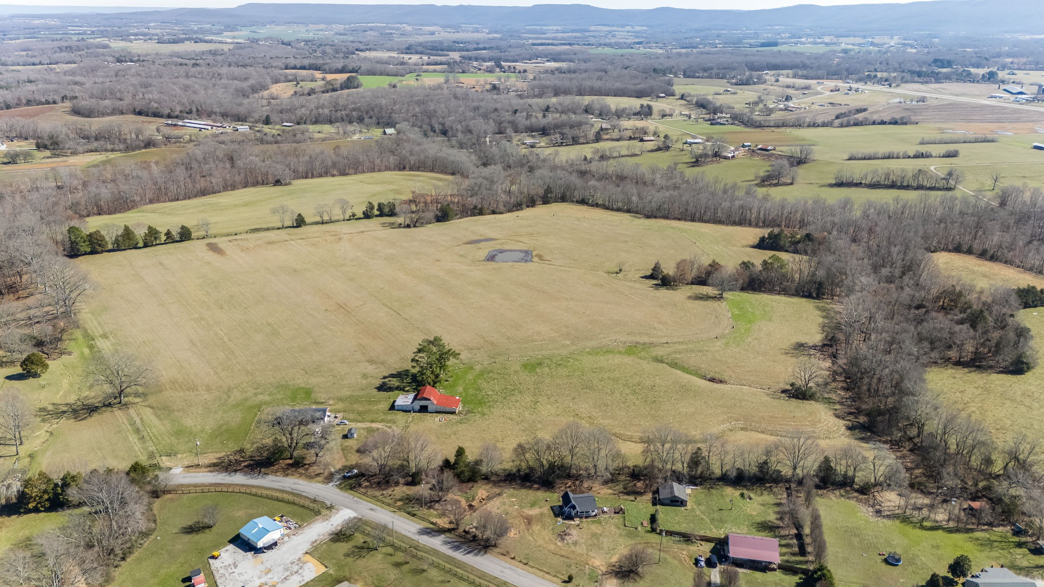 912 Stratton Road Huntland, TN 37345 - Photo 9 of 41 Gallery Image 9