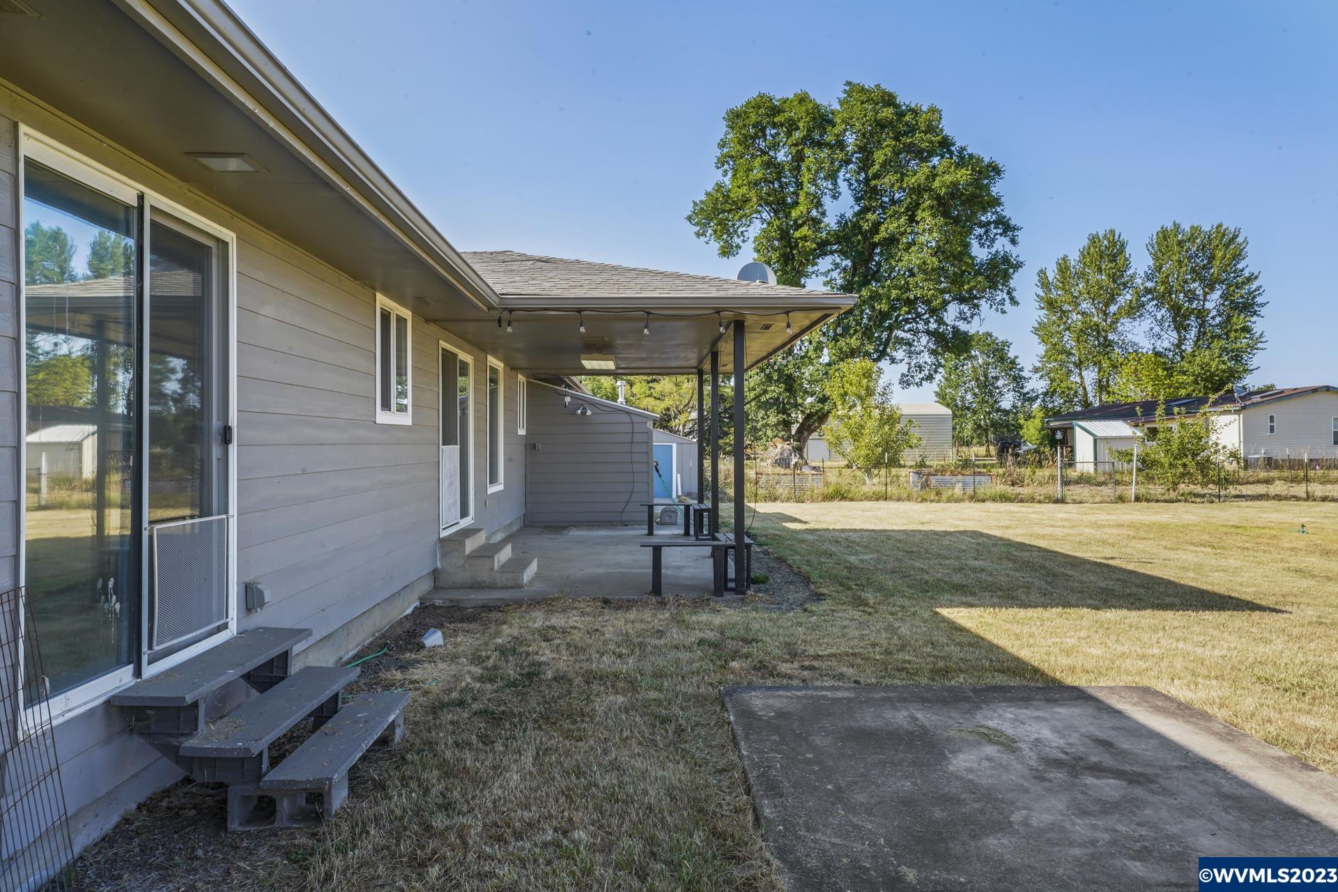 35135 Meadow Road Southwest Albany, OR 97321 - Photo 32 of 42 Gallery Image 32