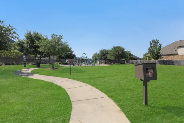 $2,700 | 17515 Cypress Hilltop Way, Hockley, TX 77447