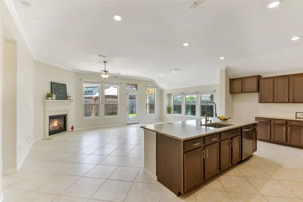 $2,700 | 17515 Cypress Hilltop Way, Hockley, TX 77447