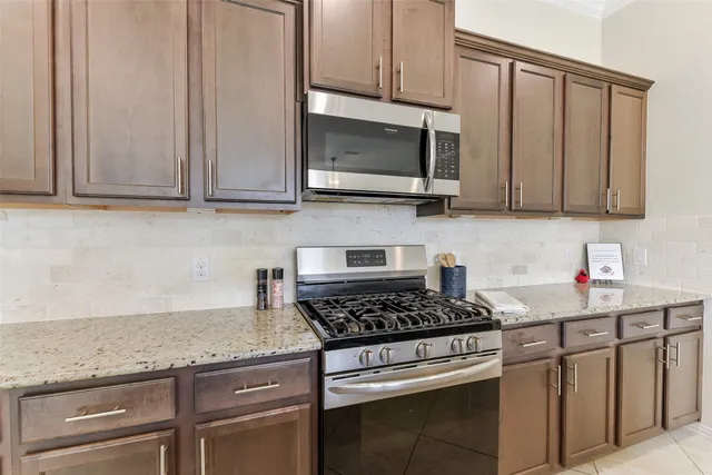 $2,700 | 17515 Cypress Hilltop Way, Hockley, TX 77447