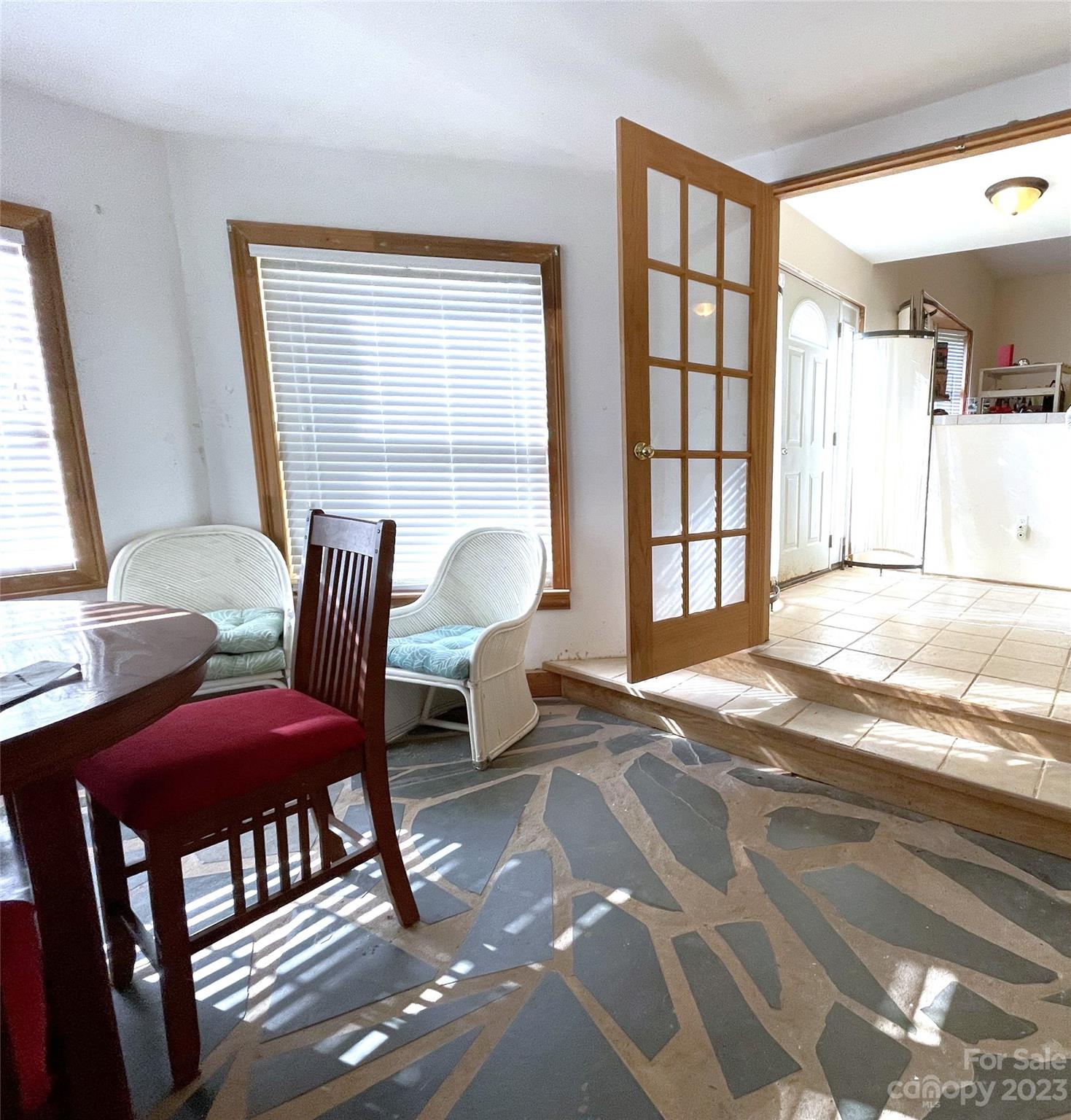 930 Old Pinckney Road York, SC 29745 - Photo 6 of 13 a view of a livingroom with furniture and a window
