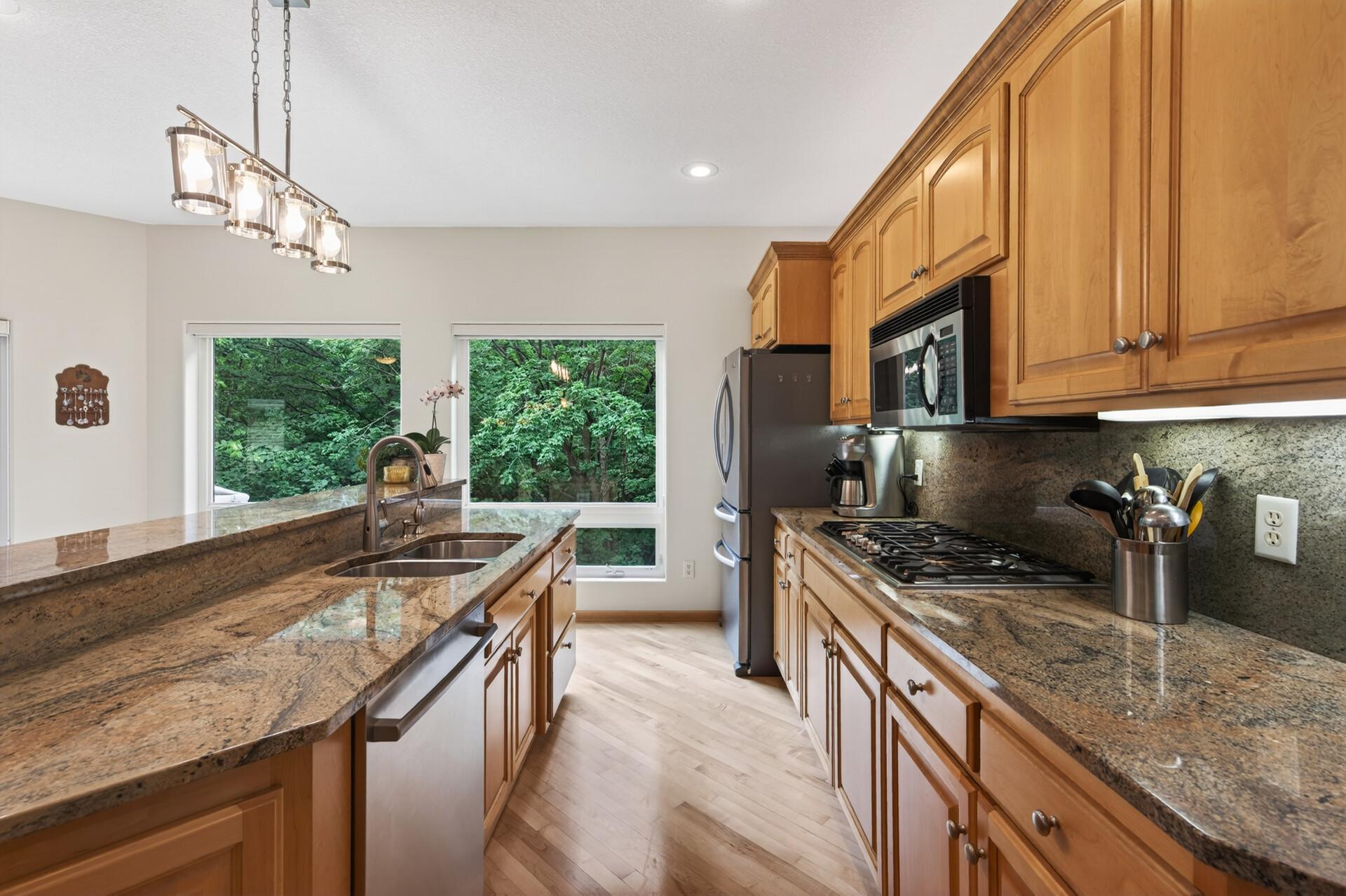 381 Del Rio Drive Chanhassen, MN 55317 - Photo 27 of 97
