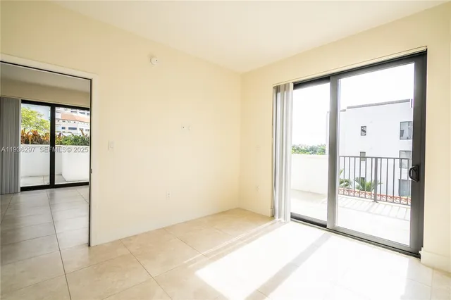 $5,100 | 1091 Galiano Street, Unit 306, Coral Gables, FL 33134