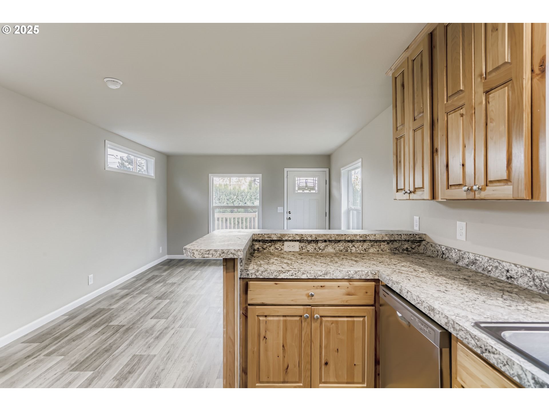 3441 Southeast 111th Avenue, Unit 29 Portland, OR 97266 - Photo 10 of 27