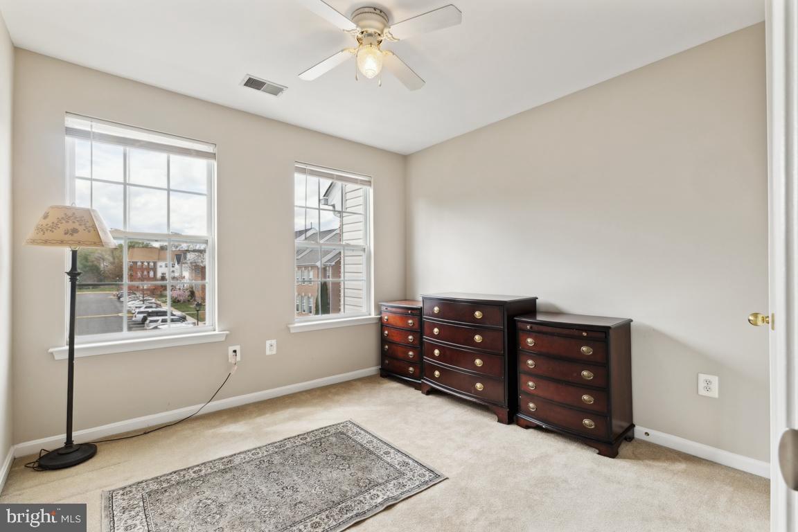 663 Springhouse Square Southeast Leesburg, VA 20175 - Photo 22 of 26 Gallery Image 22