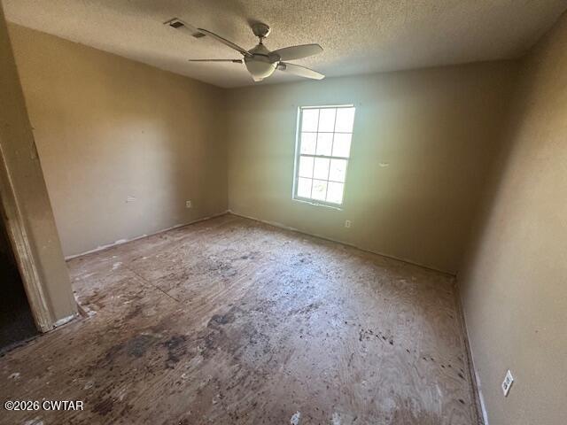 662 Blue Lane Huntingdon, TN 38344 - Photo 11 of 13 IMG_1761