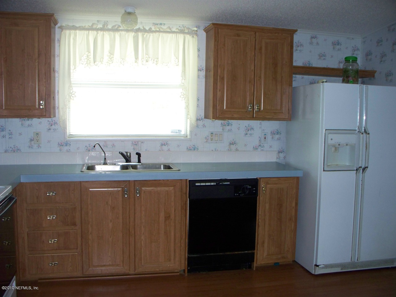 344 Stokes Landing Road Palatka, FL 32177 - Photo 9 of 15 Kitchen #3