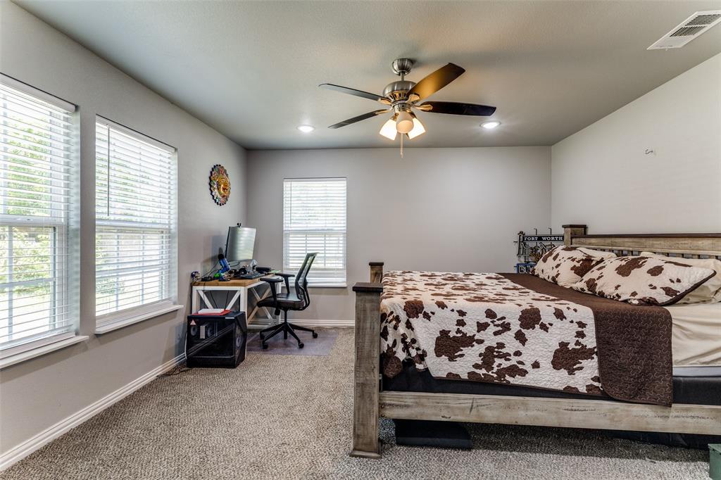 2805 Springdale Road Fort Worth, TX 76111 - Photo 12 of 23