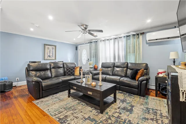 $500,000 | 236 Gallatin Street, Providence, RI 02907