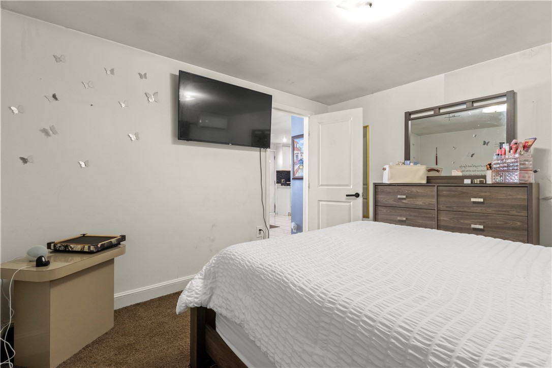 236 Gallatin Street Providence, RI 02907 - Photo 14 of 33