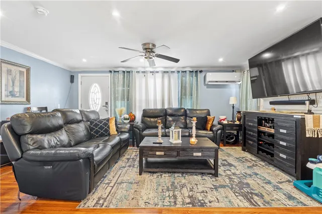 $500,000 | 236 Gallatin Street, Providence, RI 02907