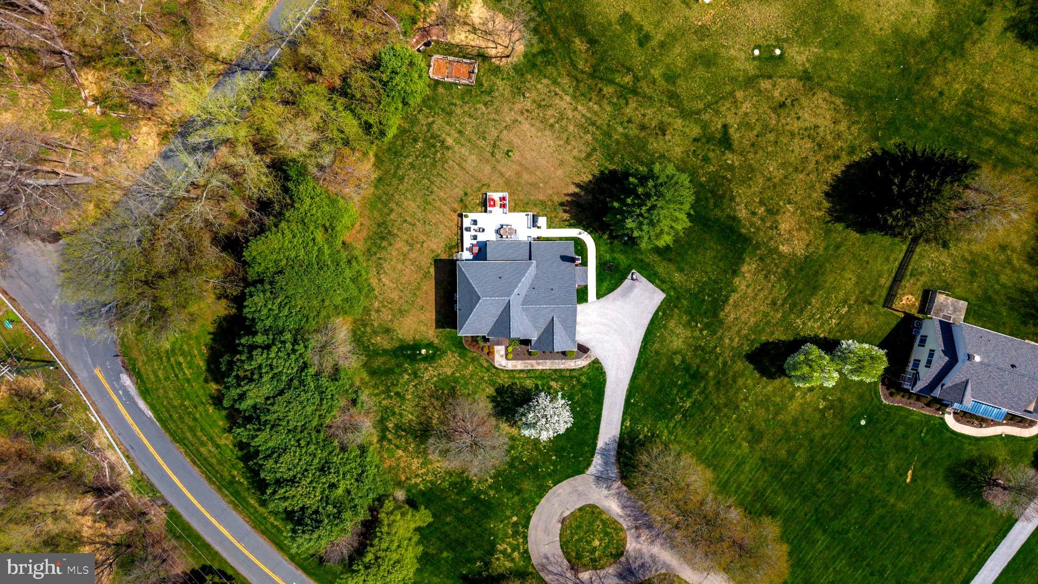 1231 Corbett Road Monkton, MD 21111 - Photo 83 of 107 Circular driveway - guest parking & privacy