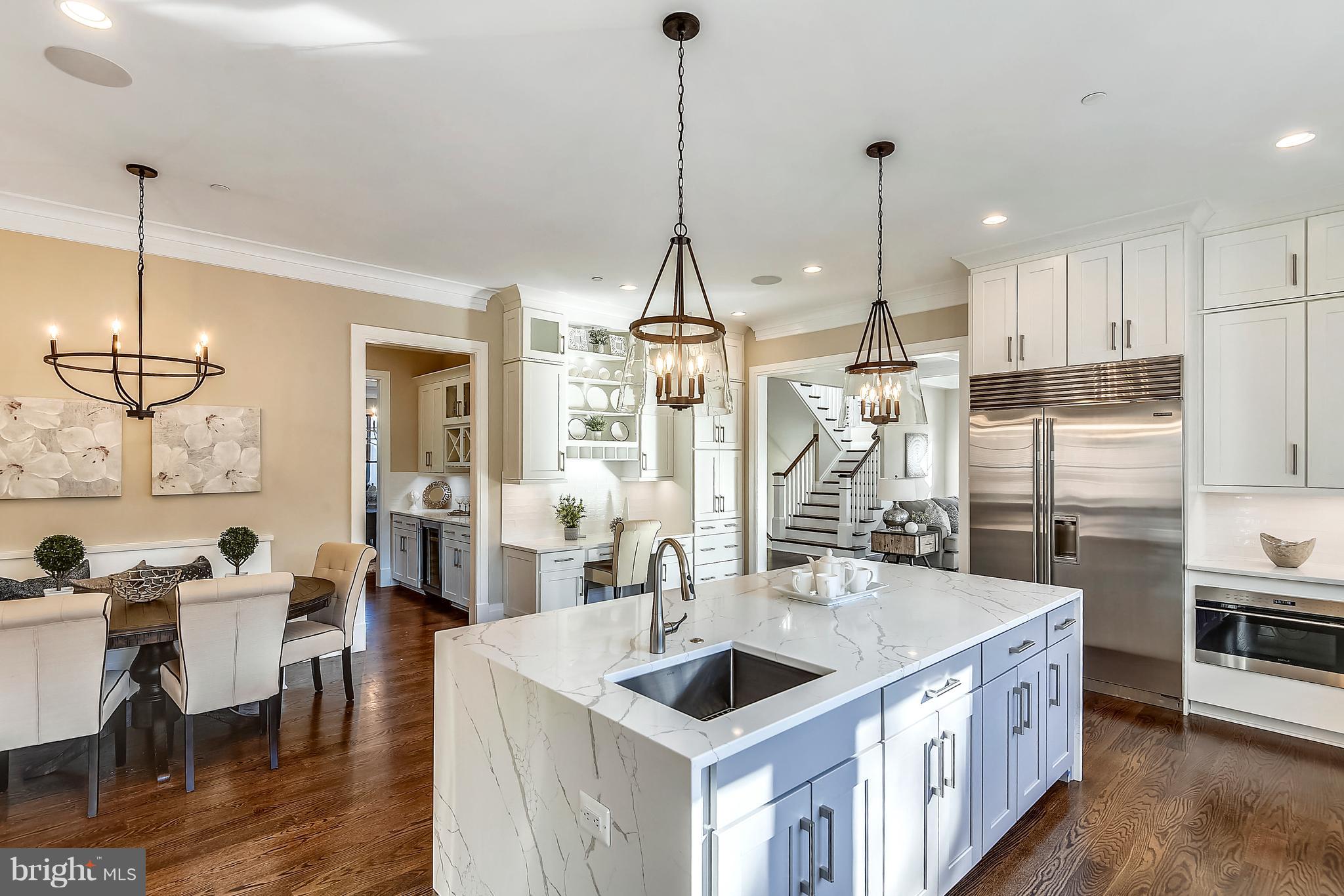 7204 Marbury Road Bethesda, MD 20817 - Photo 14 of 58 High-End Stainless Steel Appliances