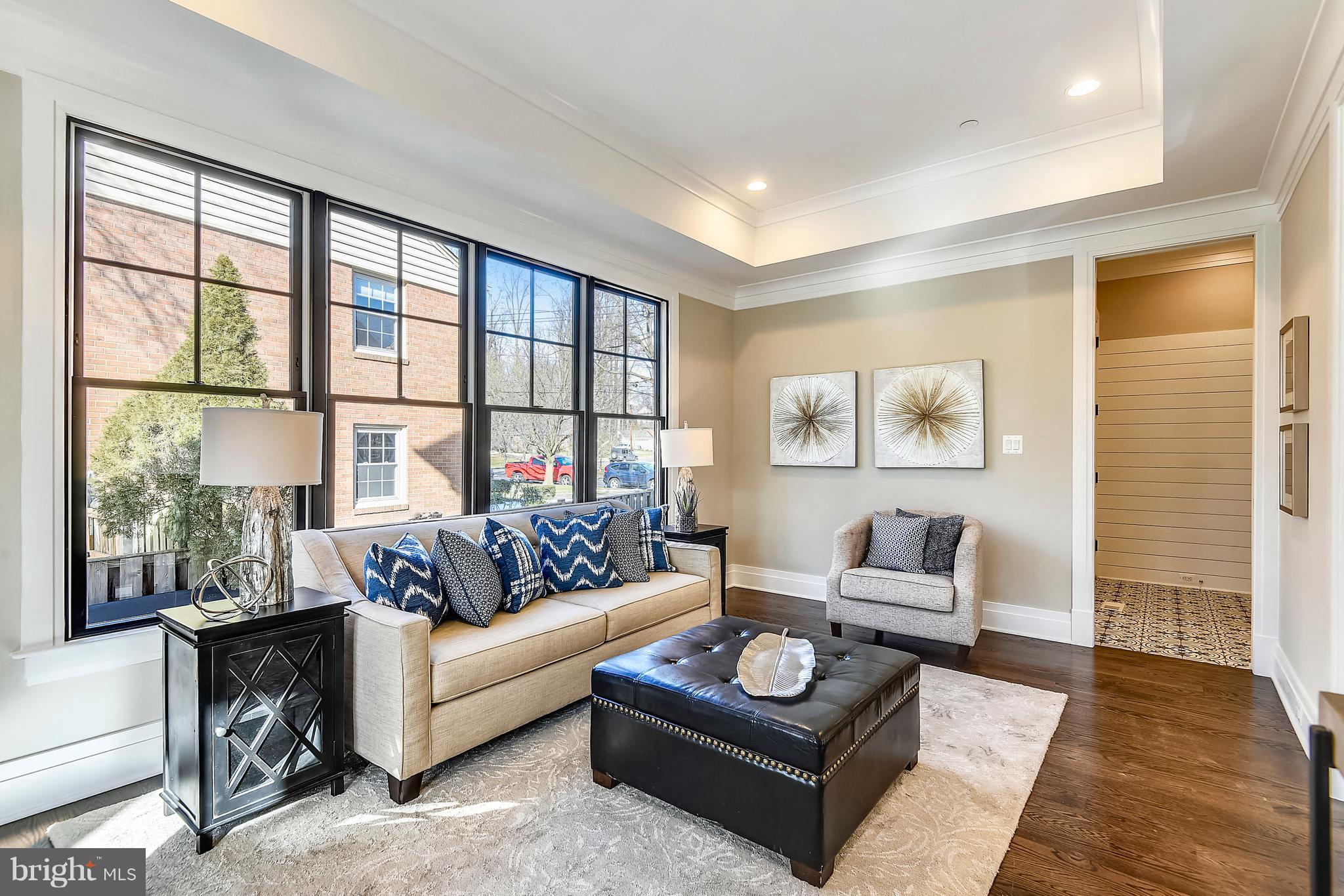 7204 Marbury Road Bethesda, MD 20817 - Photo 24 of 58 Versatile Morning Room