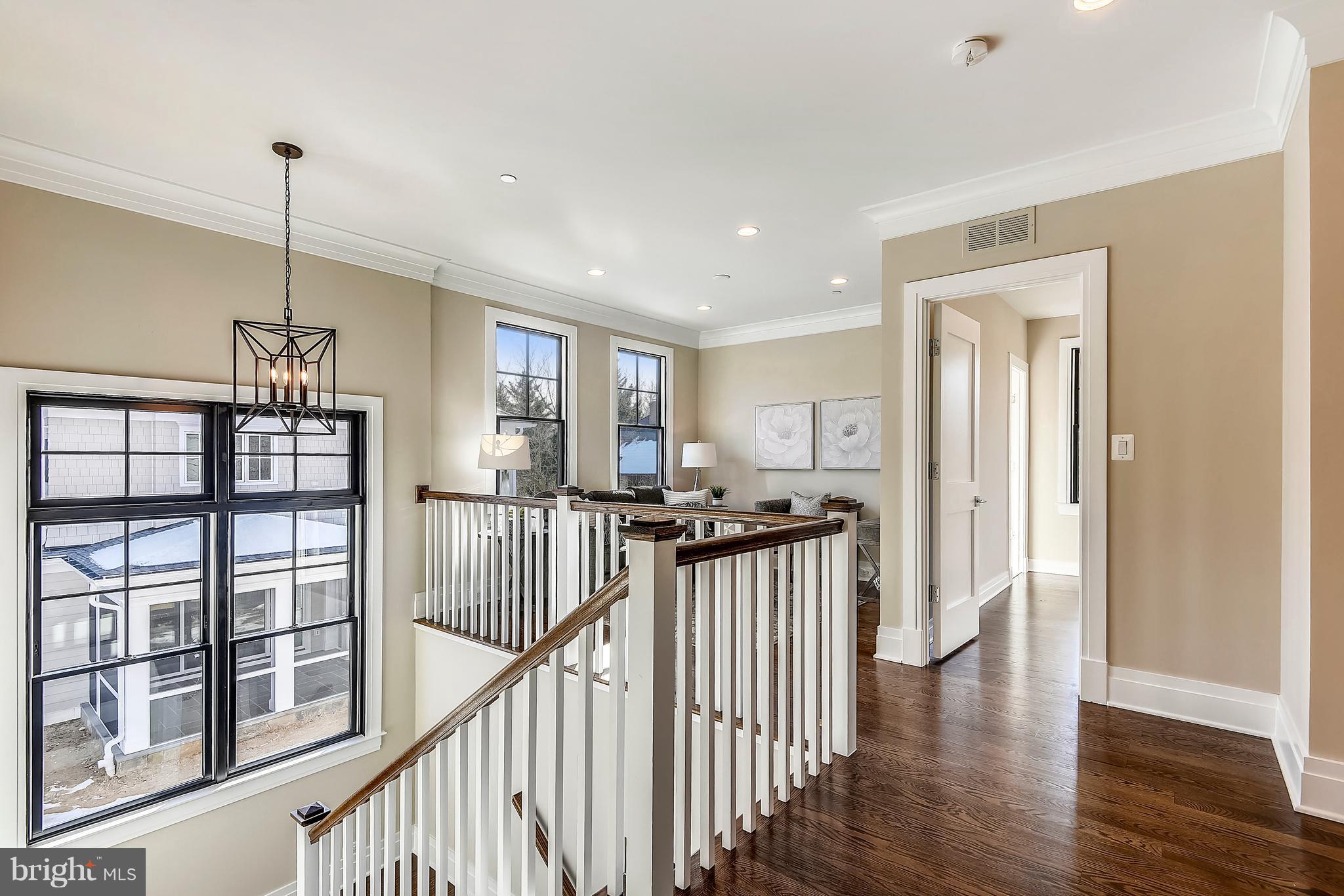 7204 Marbury Road Bethesda, MD 20817 - Photo 28 of 58 Dramatic Upper Level Landing