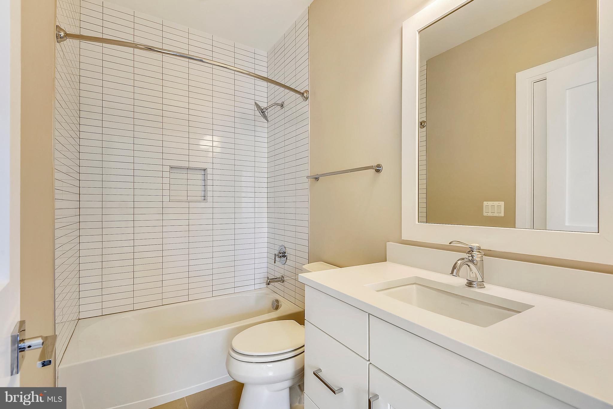 7204 Marbury Road Bethesda, MD 20817 - Photo 42 of 58 Dual Entry Bathroom