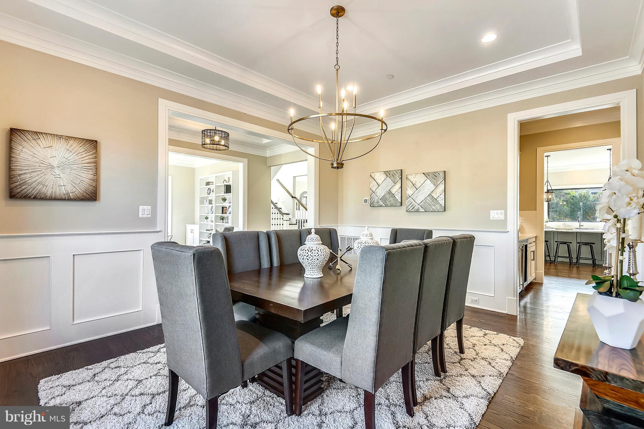 7204 Marbury Road Bethesda, MD 20817 - Photo 8 of 58 Stately Wainscoting and Trim