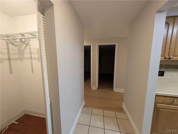 $1,400 | 273 Watertree Drive, De Witt, NY 13057