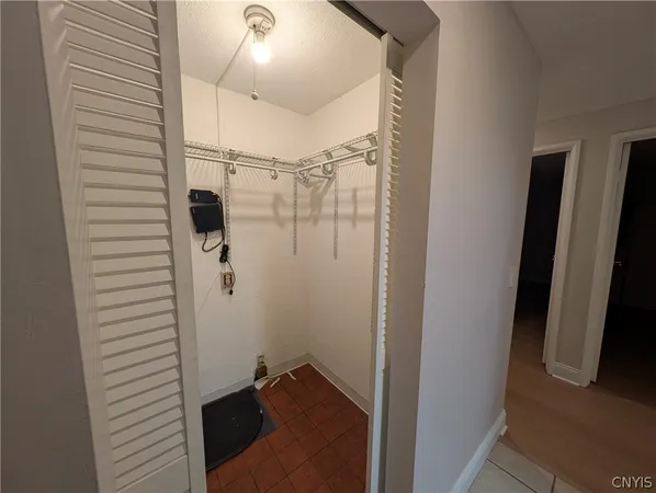 $1,400 | 273 Watertree Drive, De Witt, NY 13057