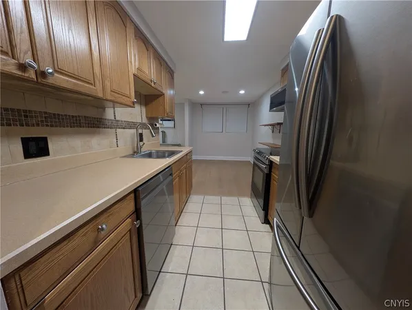 $1,400 | 273 Watertree Drive, De Witt, NY 13057