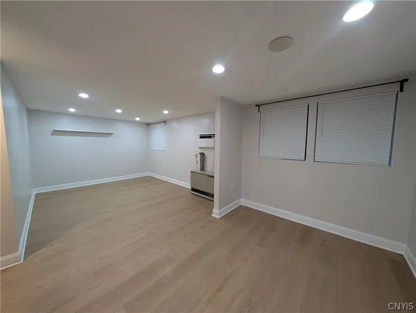 $1,400 | 273 Watertree Drive, De Witt, NY 13057