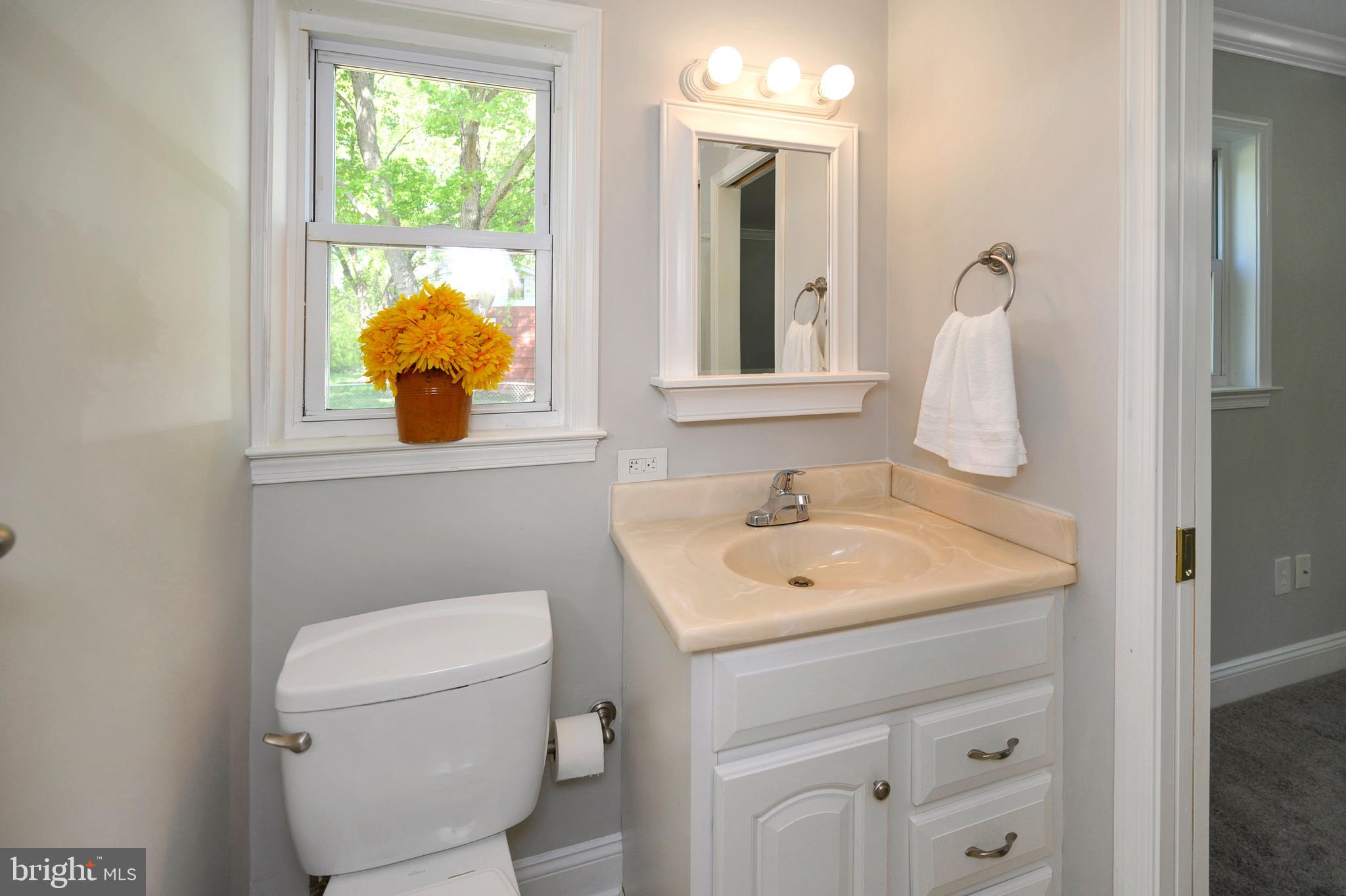 909 Hopton Road Woodbridge, VA 22191 - Photo 22 of 50 Gallery Image 22