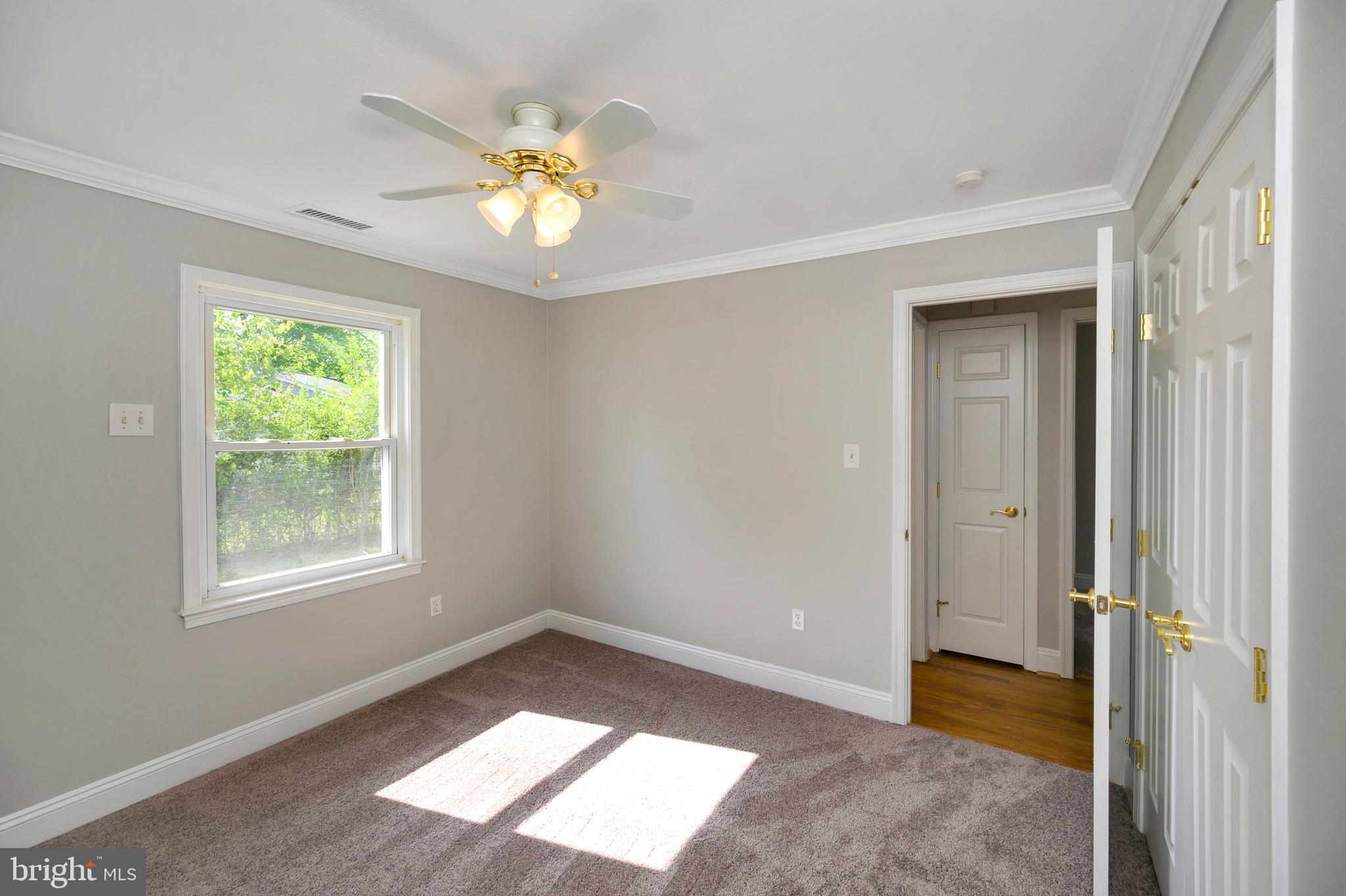 909 Hopton Road Woodbridge, VA 22191 - Photo 24 of 50 Gallery Image 24