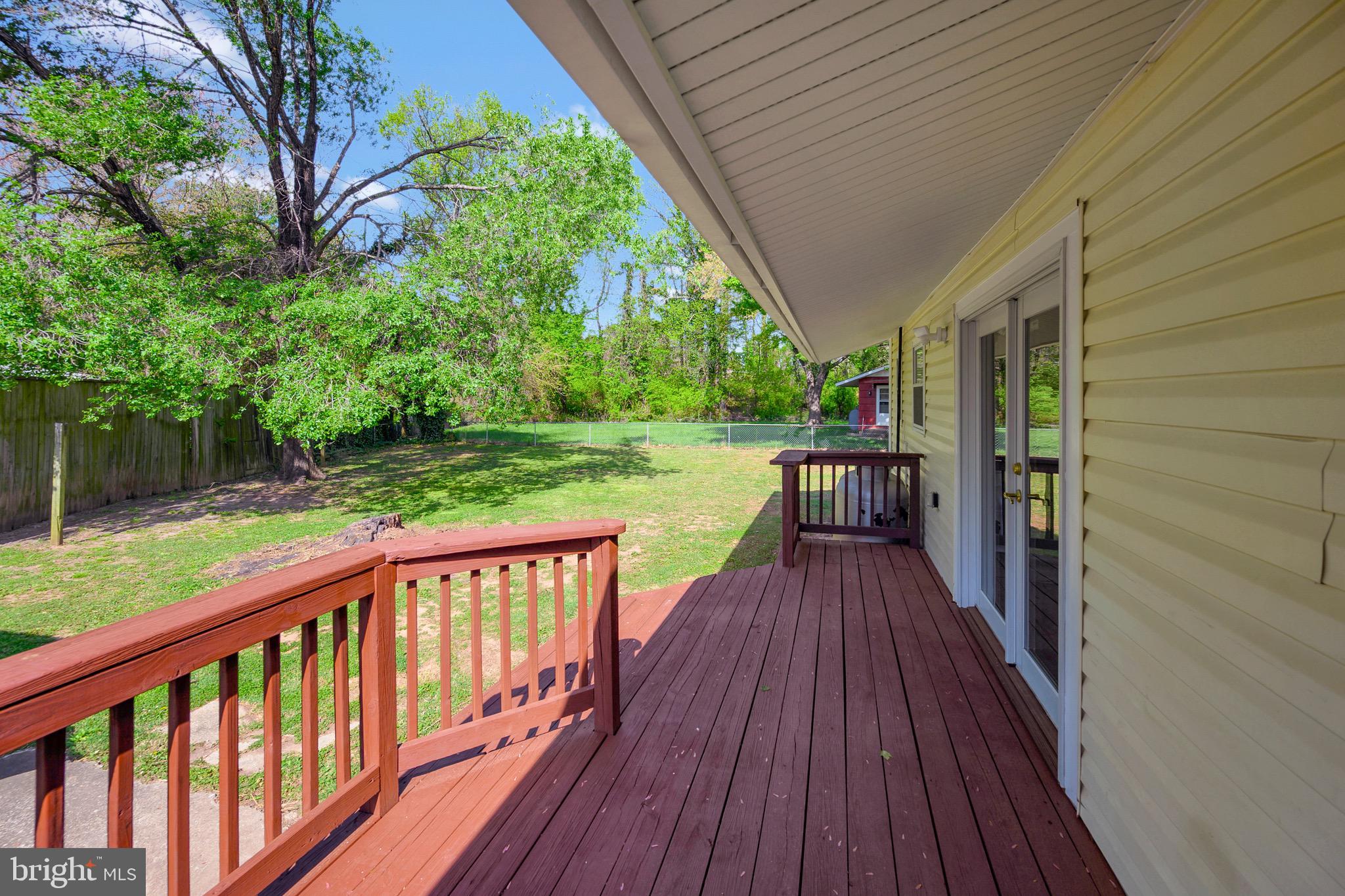 909 Hopton Road Woodbridge, VA 22191 - Photo 32 of 50 Gallery Image 32