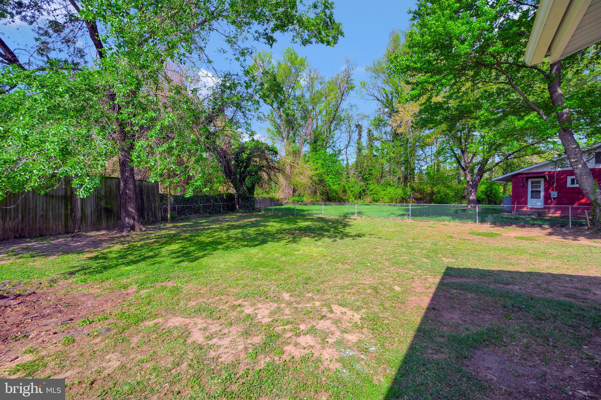 909 Hopton Road Woodbridge, VA 22191 - Photo 35 of 50 Gallery Image 35