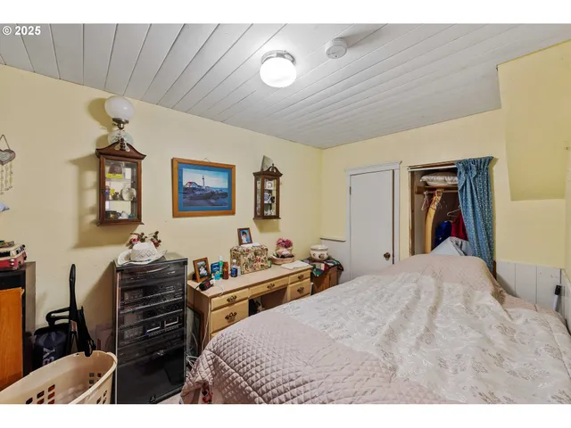 $249,999 | 1142 Minnesota Avenue, Coos Bay, OR 97420