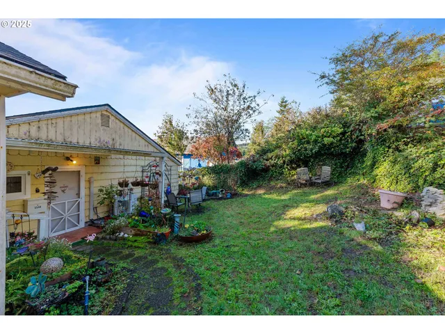 $249,999 | 1142 Minnesota Avenue, Coos Bay, OR 97420