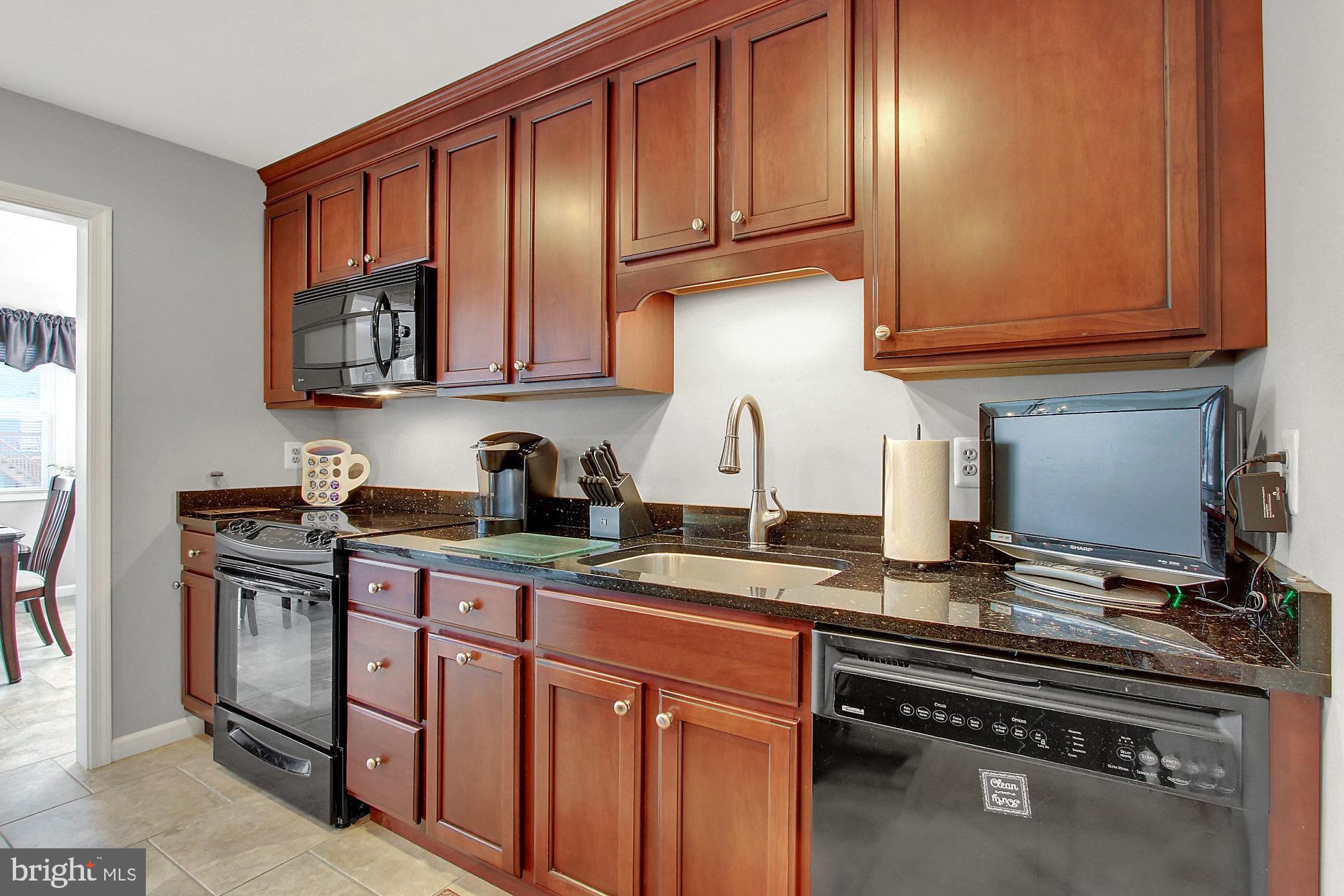 7155 Olivia Road Baltimore, MD 21220 - Photo 2 of 36 Kitchen