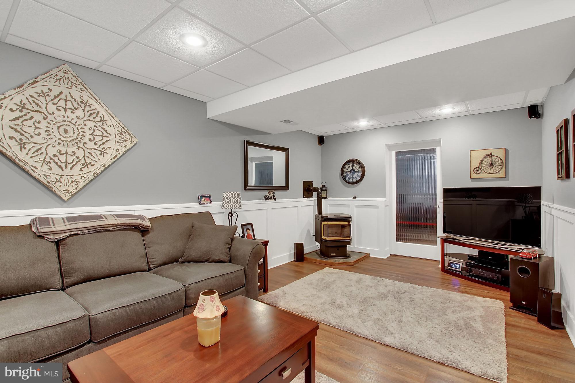 7155 Olivia Road Baltimore, MD 21220 - Photo 22 of 36 Family ROom